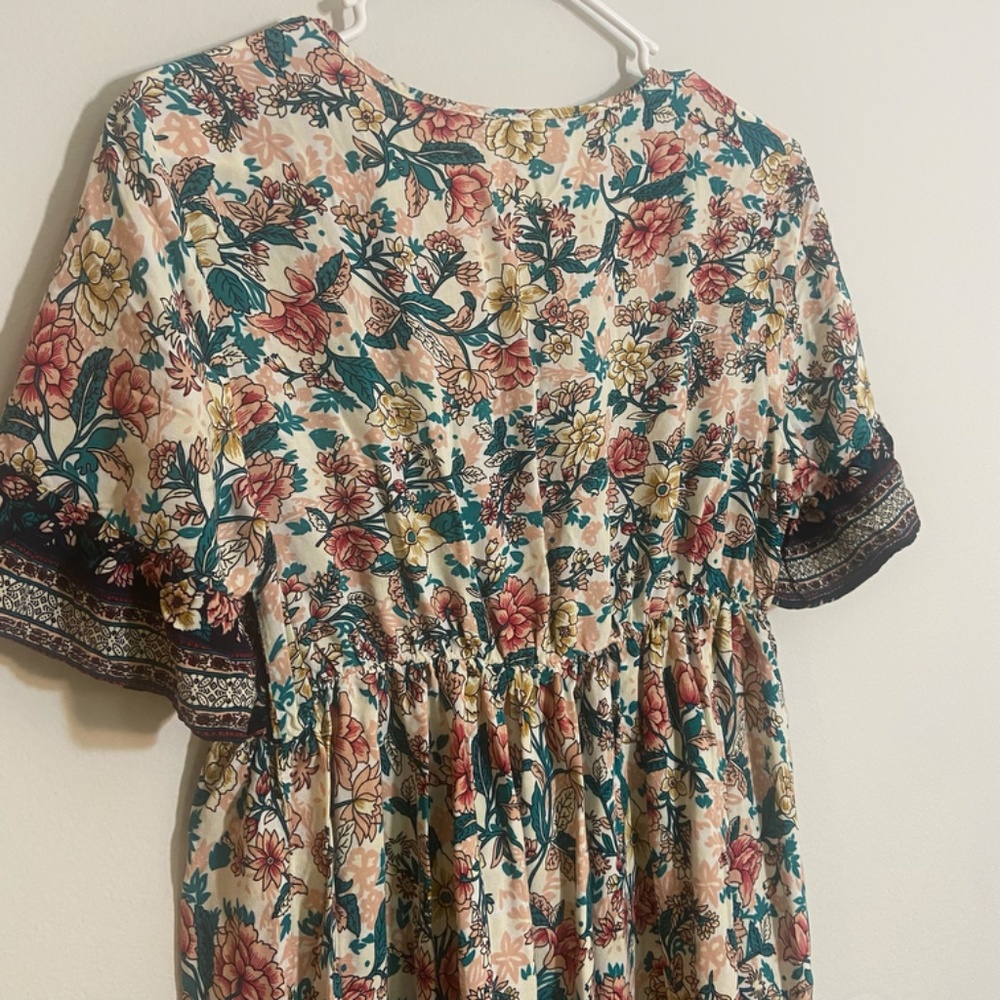 Bohemian Floral Print VNeck Maxi dress Short sleeve Size Large - Picture 5 of 7